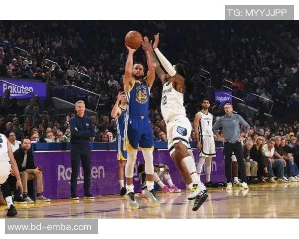 NBA 球队在背靠背比赛中的体能调度与战略调整 NBA 球队在背靠背比赛中的体能调度与战略调整